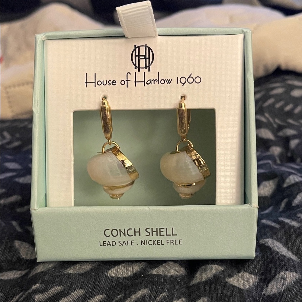 House of Harlow 1960 Gold and Cream Conch Shell Earrings